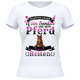 Wein trinken und Reiten - Personalisierbares T-Shirt