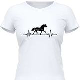 Herzschlag Pferde Name - Personalisierbares T-Shirt