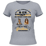 Bier trinken und bei meinem Pferd sein - Personalisierbares T-Shirt