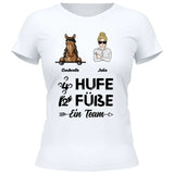 4 Hufe 2 Füße 1 Team - Personalisierbares T-Shirt